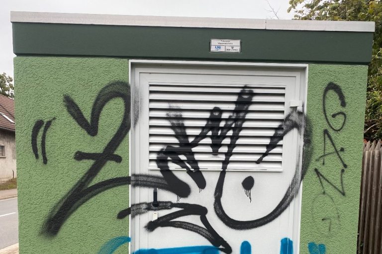 Beispiel einer Graffitientfernung